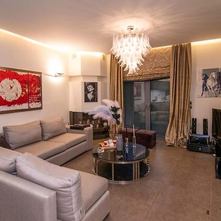 Optasia Luxury House Argos Bagian luar foto