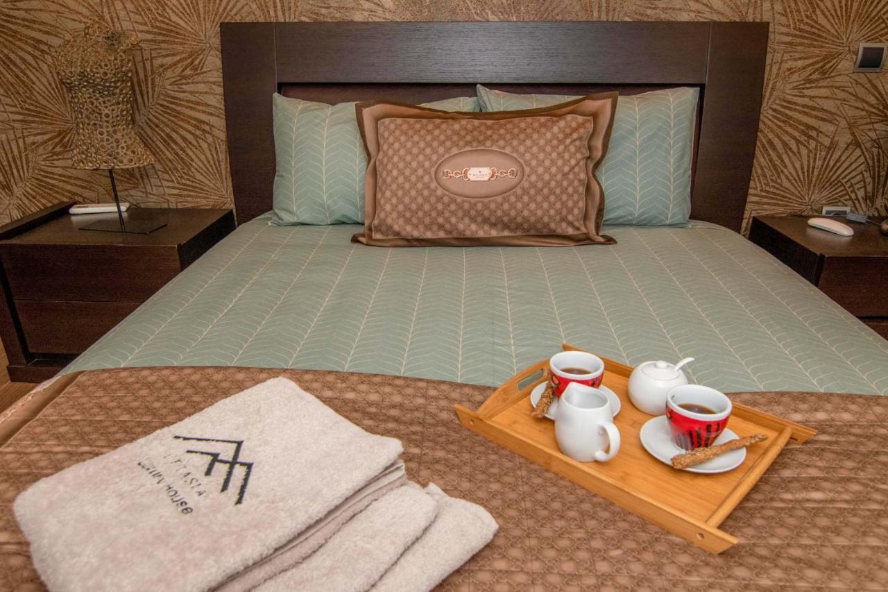Optasia Luxury House Argos Bagian luar foto