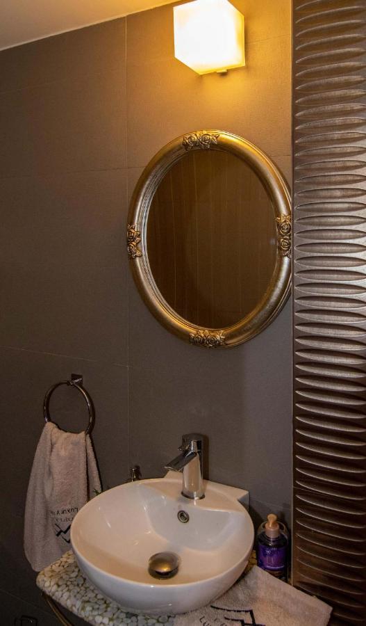 Optasia Luxury House Argos Bagian luar foto